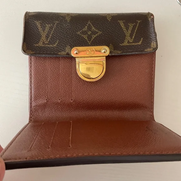 Louis Vuitton Wallet with gold bucket closure - Picture 4 of 8